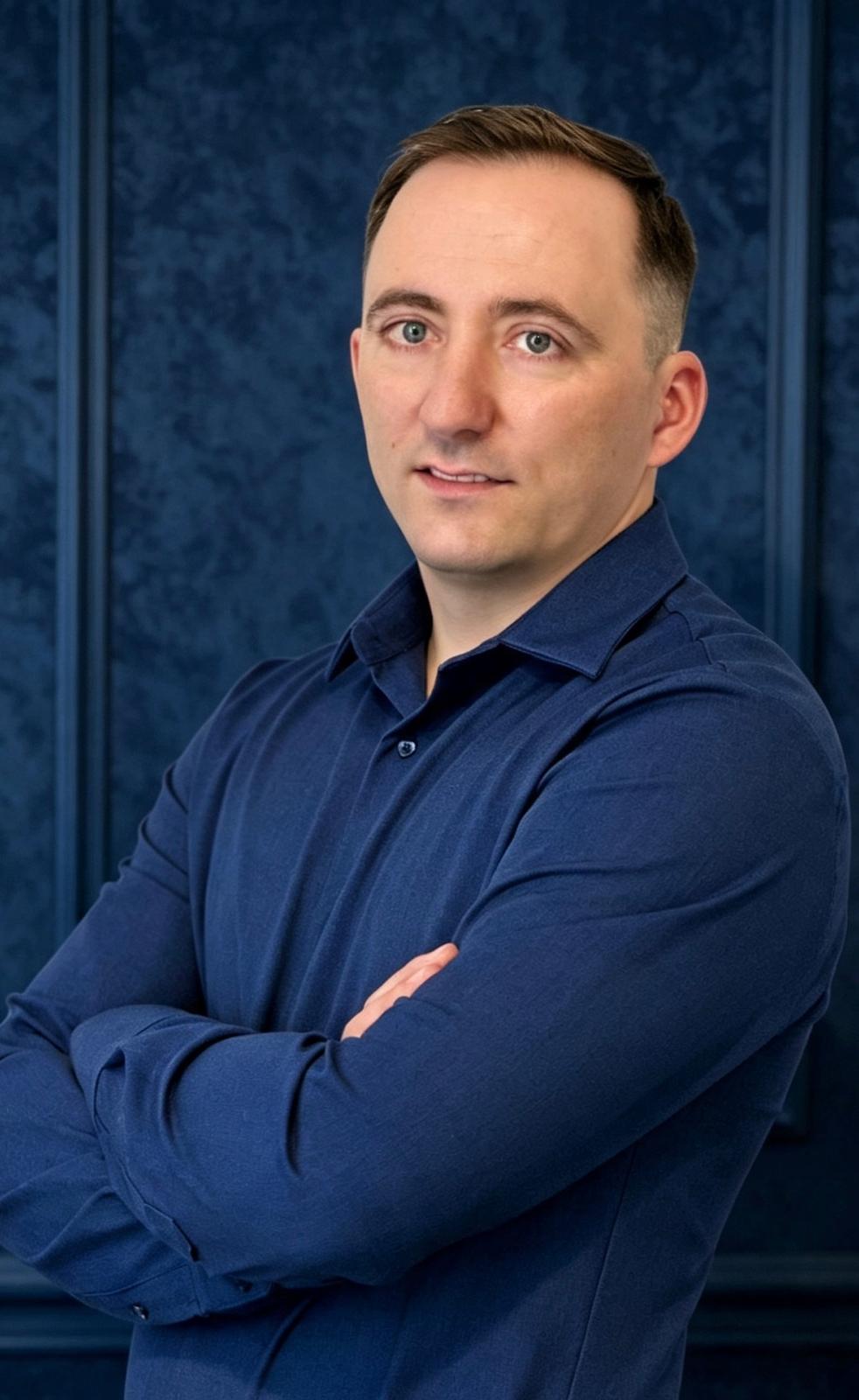 Portret reprezentativ pentru echipa Upthrive, strategie de creștere pentru afaceri